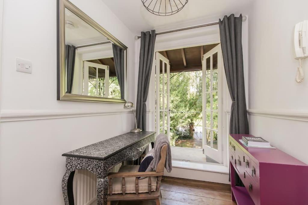 Apartament Flat 2, 158 Abingdon Road